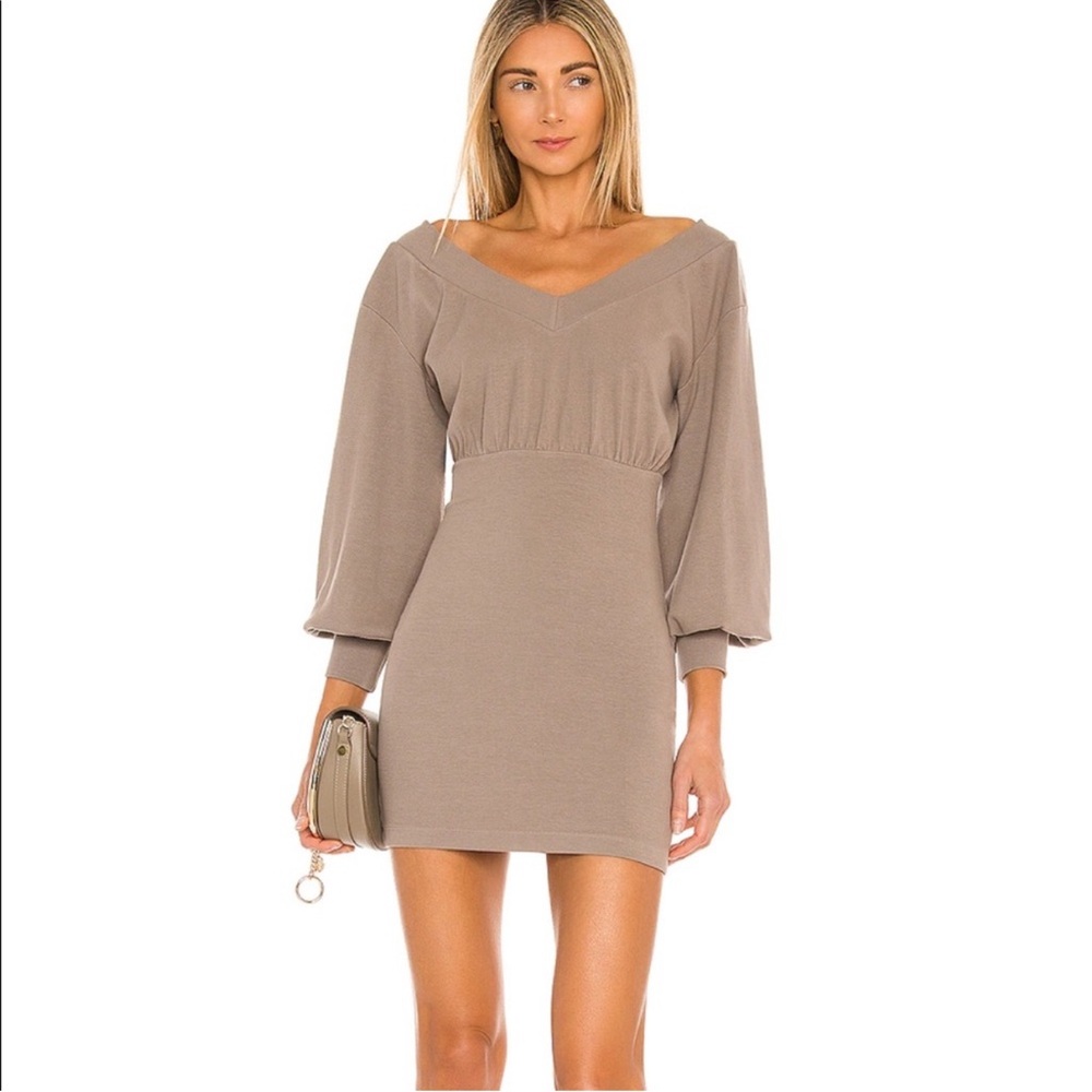 NWT MAJORELLE Tasya Mini Dress in Taupe
Grey Sz Medium